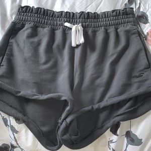 Hollister high rise paper bag shorts